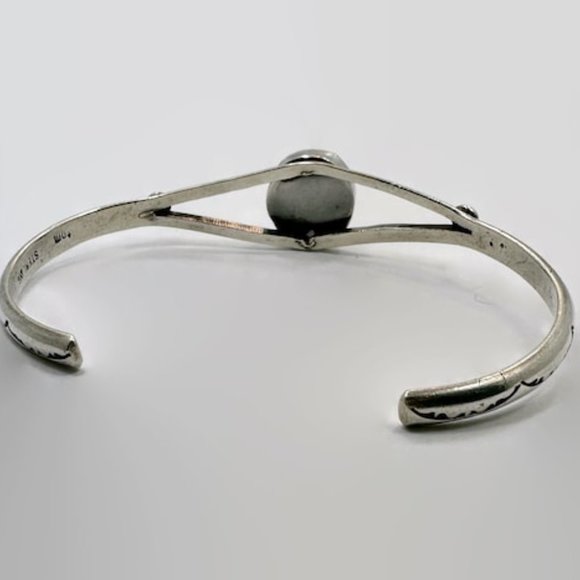 Turquoise Cuff, Sterling Silver, Native American, Rattlesnake Jaw, Vintage - Picture 5 of 5